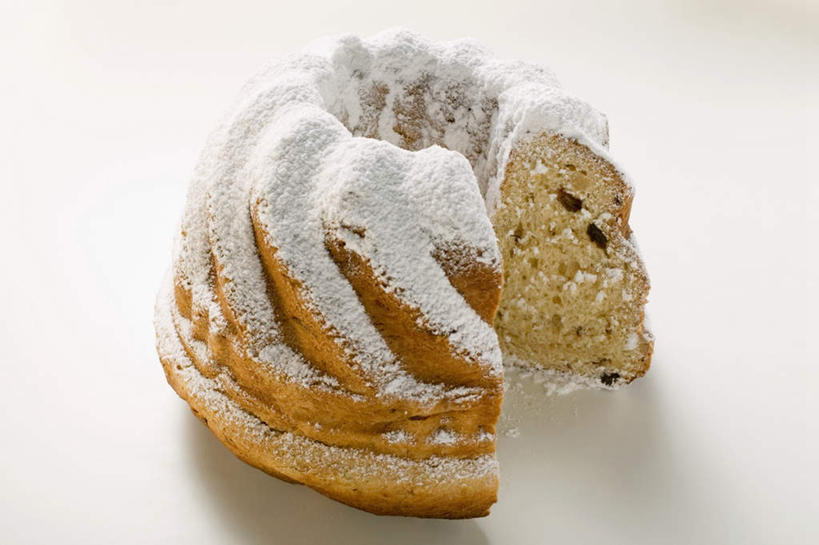 点心,无人,横图,俯视,室内,特写,白天,白色背景,下午茶,餐桌,桌子,切开,阴影,反射,粉末,影子,调料,食品,糖,甜点,甜品,调味品,调味料,食物,糕点,甜食,奶油,切,粉,摄影,影棚,餐台,乳制品,剖面,切面,粉状,粉剂,激凌,克林姆,淇淋,彩图,高角度拍摄,影棚拍摄,拍摄,蛋糕