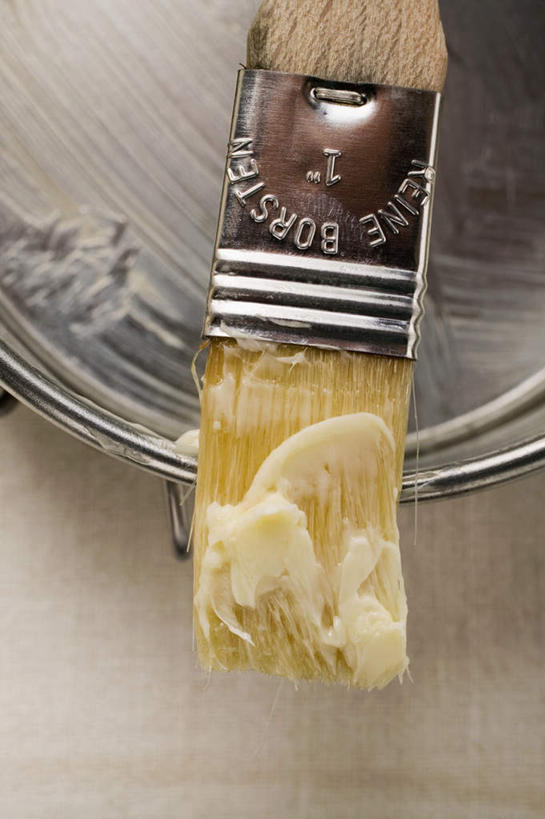 无人,竖图,俯视,室内,特写,白天,烹饪,桌面,桌子,厨具,金属制品,阴影,反射,金属,木制,锅子,影子,黄油,锅,一个,木制品,刷子,摄影,影棚,单个,锅具,乳制品,白脱油,烹饪用具,乳脂,烹调用具,烹调,彩图,高角度拍摄,影棚拍摄,拍摄