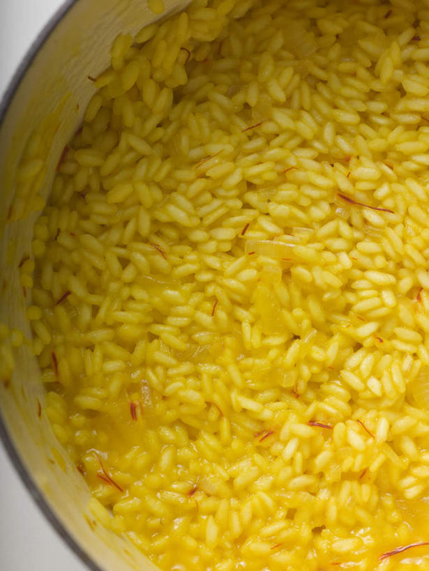 米饭,无人,竖图,俯视,室内,特写,白天,白色背景,烹饪,西餐,快乐,玉米,蔬菜,阴影,新鲜,反射,棒子,影子,陶瓷,玉蜀黍,调料,料理,食品,陶瓷制品,饭,调味品,调味料,菜肴,美食,藏红花,食物,一个,黄色,容器,碗,西式,摄影,佳肴,有机食品,绿色食品,影棚,单个,储藏,保护,苞米,番红花,五谷,储存,苞芦,苞谷,西红花,包谷,大蜀黍,番麦,薏米包,玉高粱,玉麦,珍珠米,彩图,高角度拍摄,影棚拍摄,拍摄,贮存