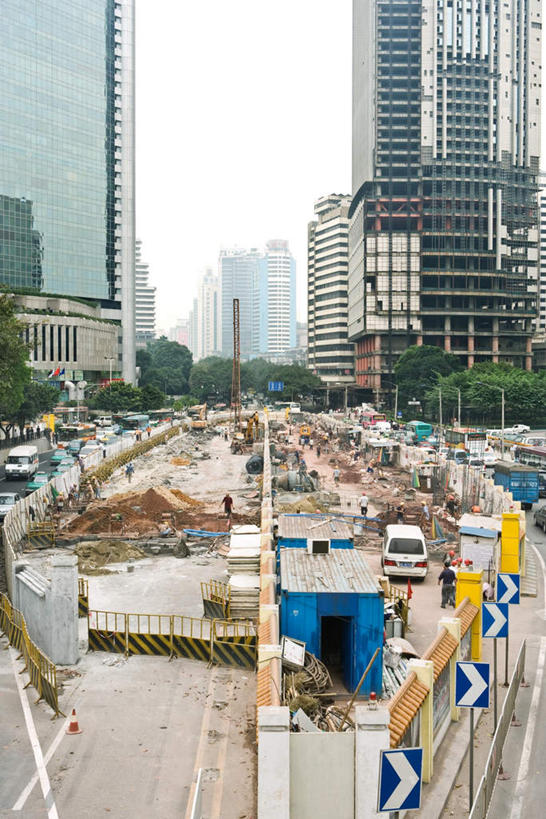 无人,工厂,高楼大厦,竖图,俯视,室外,白天,度假,美景,植物,城市风光,城市,建筑,卡车,路灯,汽车,中国,亚洲,景观,云,灯光,娱乐,车,灯,树,树木,施工,绿色,白云,天空,自然,交通工具,轿车,天,享受,休闲,景色,放松,生长,成长,照明设备,东亚,中华人民共和国,彩图,高角度拍摄,大楼,高层建筑,高楼,工地,制造厂