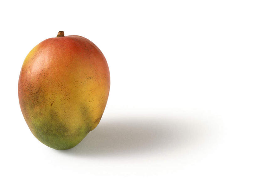 无人,横图,俯视,室内,特写,白天,白色背景,餐桌,桌子,芒果,静物,水果,新鲜,生食,食品,果实,食物,一个,红色,摄影,有机食品,绿色食品,影棚,单个,餐台,望果,蜜望,檬果,闷果,漭果,杧果,庵波罗果,彩图,高角度拍摄,影棚拍摄,拍摄