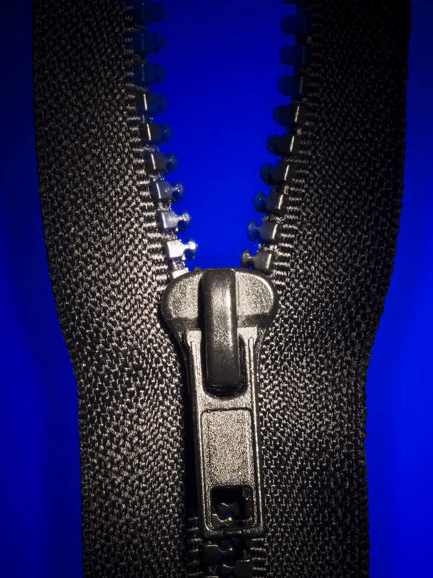 无人,竖图,室内,特写,白天,正面,静物,金属制品,蓝色背景,金属,一个,摄影,拉链,影棚,单个,彩图,影棚拍摄,拍摄