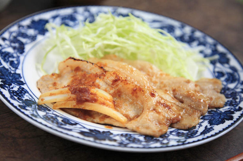 无人,餐厅,横图,俯视,室内,特写,白天,烹饪,餐桌,桌子,餐具,一堆,许多,切开,堆叠,堆积,装饰,碟子,盘,酱料,酱汁,肉,日本料理,料理,食品,猪肉,酱,切丝,菜肴,美食,肉类,食物,盘子,碟,日式料理,切,日式,甘蓝,佳肴,餐台,堆,配菜,剖面,肉食,切面,豚肉,进餐用具,烹调用具,彩图,高角度拍摄,餐馆,饭店,饭馆