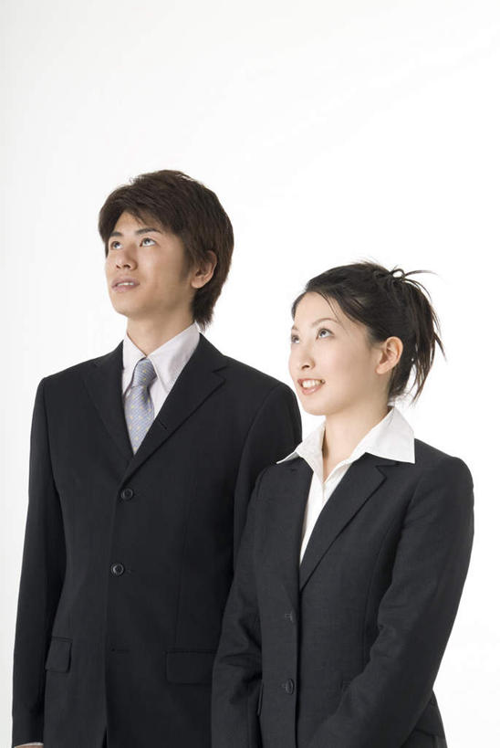 东方人,两个人,伙伴,朋友,商务人士,商务男性,商务女性,站,笑,微笑,竖图,室内,白天,白色背景,正面,衬衫,爱情,友谊,合作,团队,亚洲,阴影,套装,光线,影子,领带,浪漫,注视,黄种人,观察,看,站着,温暖,温馨,恩爱,战略,恋人,摄影,影棚,观看,和睦,察看,象征,庄重,关注,商务装,身份,工薪阶层,联合,合谋,正式,地位,配合,协作,男人,男性,年轻男性,年轻女性,女人,女性,亚洲人,情侣,白领,上班族,站立,半身,彩图,影棚拍摄,衬衣,拍摄,伴侣,融洽