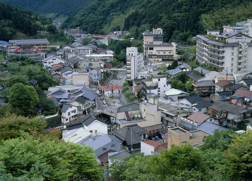 无人,家,横图,俯视,航拍,室外,白天,旅游,度假,山,温泉,植物,日本,亚洲,许多,房屋,屋子,山峰,山峦,娱乐,楼房,住宅,树,树木,排列,绿色,自然,享受,休闲,放松,生长,成长,鸟瞰,东亚,本州,本州岛,日本国,近畿地方,近畿,兵库,兵库县,摆列,彩图,高角度拍摄,房子,布列,分列