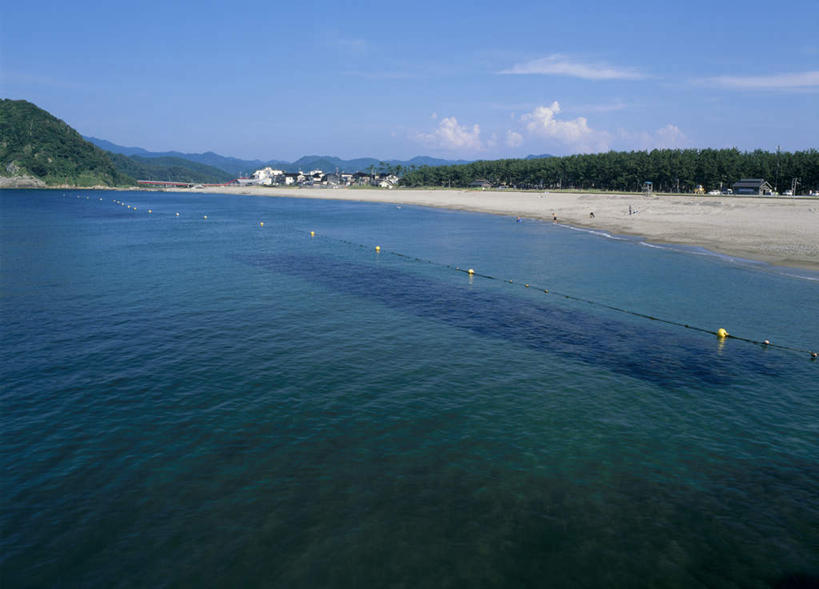 无人,横图,室外,白天,正面,旅游,度假,海浪,海洋,美景,沙滩,日本,亚洲,沙子,海岸,景观,浪花,云,云朵,沙地,云彩,娱乐,蓝色,白云,蓝天,天空,自然,海水,天,享受,休闲,景色,放松,自然风光,海景,东亚,本州,本州岛,日本国,近畿地方,近畿,兵库,兵库县,大海,风浪,海,海水的波动,海滩,近岸浪,涌浪,彩图