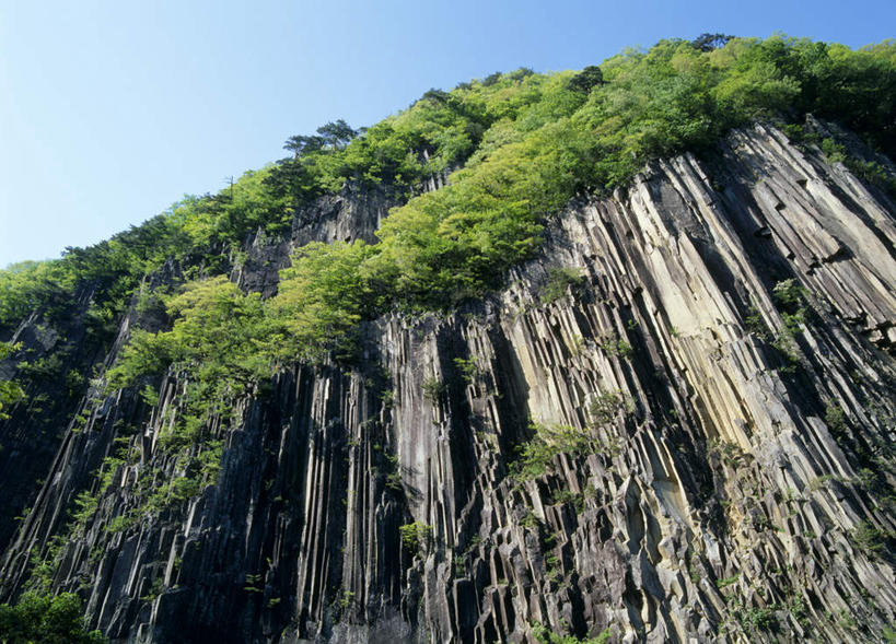 无人,横图,室外,白天,仰视,旅游,度假,草地,草坪,石头,美景,山,植物,日本,亚洲,石子,景观,山峰,山峦,娱乐,草,蓝色,绿色,蓝天,天空,自然,天,享受,休闲,景色,放松,自然风光,东亚,本州,本州岛,日本国,宫城,宫城县,东北地方,石块,岩石,彩图,低角度拍摄