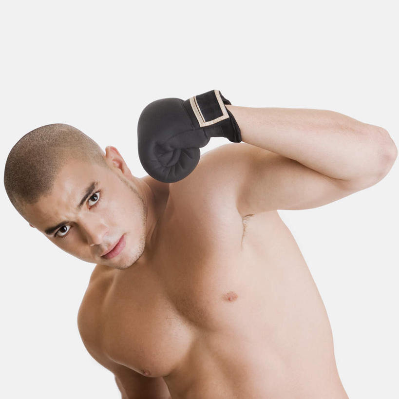 西方人,拳,一个人,拳击手,站,方图,室内,白天,白色背景,正面,锻炼,安全,比赛,运动,拳击,欧洲,欧洲人,仅一个男性,仅一个人,握,防护,拳击手套,注视,运动器械,裸露,仅一个年轻男性,两个,黑色,手套,观察,看,站着,健身器械,击打,握着,摄影,影棚,观看,保护,察看,关注,裸,保险,健身器材,保全,周全,安稳,安定,防护手套,平安,体育,男人,男性,年轻男性,白种人,拳头,拳击家,拳击运动员,站立,半身,彩图,影棚拍摄,健身,拍摄,运动器材