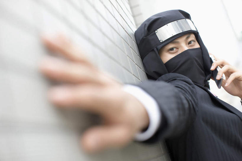 东方人,一个人,商务人士,商务男性,站,打电话,横图,室外,白天,仰视,衬衫,电话,手机,亚洲,仅一个男性,仅一个人,握,套装,朦胧,模糊,头巾,墙,拿,拿着,注视,黄种人,通讯设备,墙壁,墙面,仅一个年轻男性,黑色,观察,看,站着,握着,遮,遮掩,观看,察看,掩盖,遮挡,关注,商务装,间谍,工薪阶层,忍者,遮盖,一部,掩饰,杀手,交流,男人,男性,年轻男性,亚洲人,白领,上班族,沟通,通话,站立,半身,彩图,低角度拍摄,衬衣