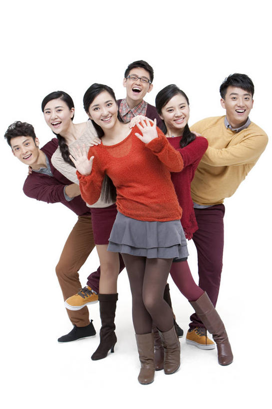 东方人,成年人,笑,微笑,露齿笑,竖图,留白,白色背景,正面,毛衣,时尚,快乐,兴奋,友谊,幸福,北京,中国,春节,亚洲,休闲装,刺激,活力,搭,摄影,影棚,协调,隐藏,享乐,愉悦,搭着,摄影棚,问候,肖像,东亚,男人,男性,年轻男性,年轻女性,女人,女性,亚洲人,中国人,年轻人,彩图,影棚拍摄,欢乐,拍摄,挨着