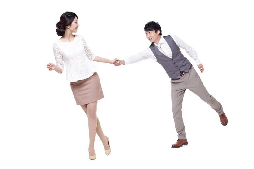 东方人,成年人,两个人,夫妻,丈夫,妻子,笑,微笑,露齿笑,横图,留白,白色背景,正面,爱情,快乐,幸福,纯洁,骄傲,成功,北京,中国,亚洲,正装,浪漫,亲昵,面对面,恩爱,可爱,童年,童趣,约会,财富,恋人,摄影,影棚,生活方式,马甲,幽默,协调,高雅,优美,享乐,贵族,成就,关爱,摄影棚,华贵,肖像,童真,婚姻,东亚,烂漫,无邪,异性恋,无忧无虑,天真,男人,男性,年轻男性,年轻女性,女人,女性,亚洲人,中国人,年轻人,夫妇,情侣,手牵手,彩图,影棚拍摄,爱,欢乐,拍摄,伴侣,上层阶级,挨着