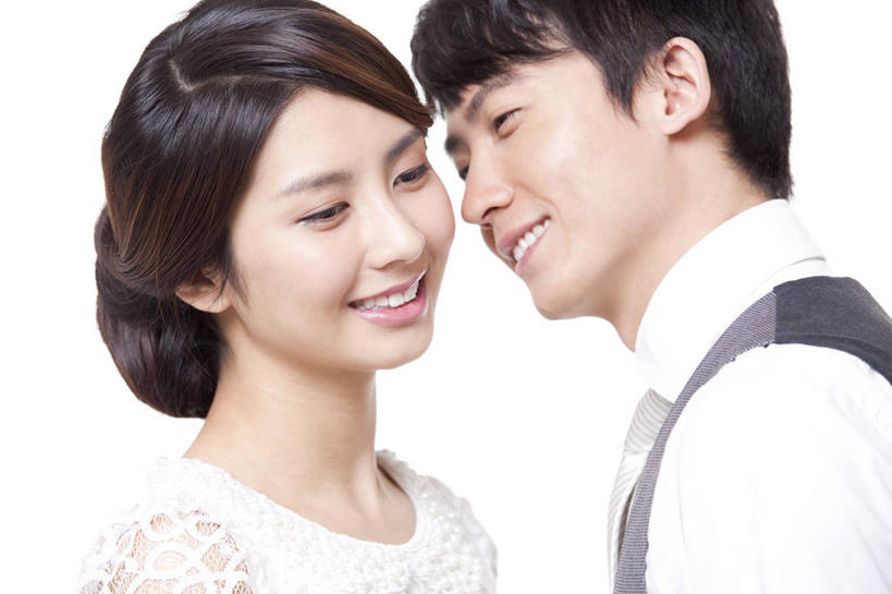 东方人,成年人,脸,头,脸颊,两个人,夫妻,丈夫,妻子,笑,微笑,露齿笑,横图,特写,留白,白色背景,正面,爱情,快乐,幸福,骄傲,成功,北京,中国,亚洲,正装,并排,浪漫,肩膀,亲昵,恩爱,约会,财富,恋人,摄影,影棚,生活方式,马甲,协调,高雅,优美,享乐,贵族,成就,关爱,摄影棚,华贵,肖像,婚姻,东亚,异性恋,无忧无虑,男人,男性,年轻男性,年轻女性,女人,女性,亚洲人,中国人,年轻人,头部,脸部,脸蛋,面部,夫妇,情侣,彩图,影棚拍摄,爱,欢乐,拍摄,伴侣,上层阶级,挨着