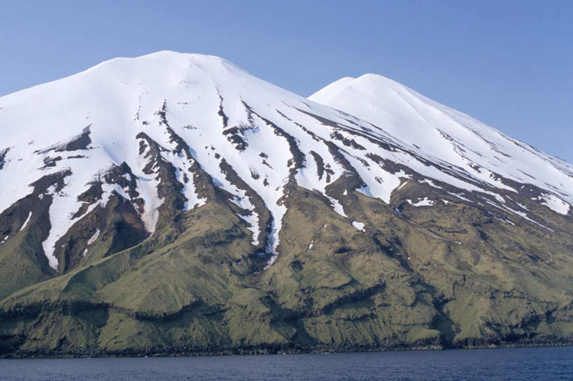 无人,横图,室外,白天,正面,旅游,度假,湖,湖泊,石头,美景,山,水,雪,雪山,大雪,美国,阴影,波纹,光线,石子,影子,冰,湖面,积雪,景观,山峰,水流,水面,雪景,冬季,冬天,涟漪,山峦,娱乐,蓝色,蓝天,水纹,天空,阳光,自然,波浪,湖水,天,享受,休闲,景色,放松,寒冷,晴朗,冰冷,北美,北美洲,自然风光,美洲,阿拉斯加,阿拉斯加州,万里无云,水晕,北亚美利加洲,亚美利加洲,严寒,冰凉,酷寒,凛冽,凛凛,极冷,最后的边疆,午夜阳光之地,阿留申群岛,石块,岩石,晴空,晴空万里,彩图