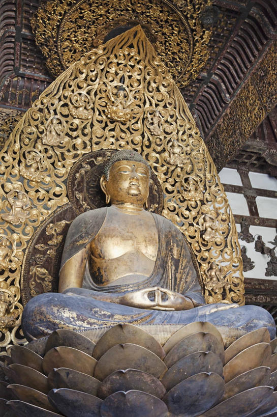 东方人,一个人,无人,寺庙,坐,盘腿,双手交叉,竖图,室内,白天,仰视,旅游,度假,纯洁,标志建筑,地标,建筑,莲花,雕塑,京都,日本,亚洲,仅一个男性,仅一个人,仅一个中年男性,阴影,节日,艺术,装饰,光线,雕刻,雕像,影子,燃烧,黄种人,文化,娱乐,建设,一个,阳光,香火,工艺品,庙宇,祈祷,享受,休闲,健康,旅游胜地,放松,许愿,宗教,信仰,京都府,单个,纪念,祈求,美术,富贵,神圣,主题,陈列,东亚,纯净,本州,本州岛,日本国,近畿地方,近畿,功能,美学,六月花神,正直,平安,荷花,六月春,藕花,水芙蓉,男人,男性,中年男性,亚洲人,盘腿而坐,盘膝,盘着腿的,盘着腿坐,十字手,双腿交叉,坐着,半身,彩图,低角度拍摄,庙,寺