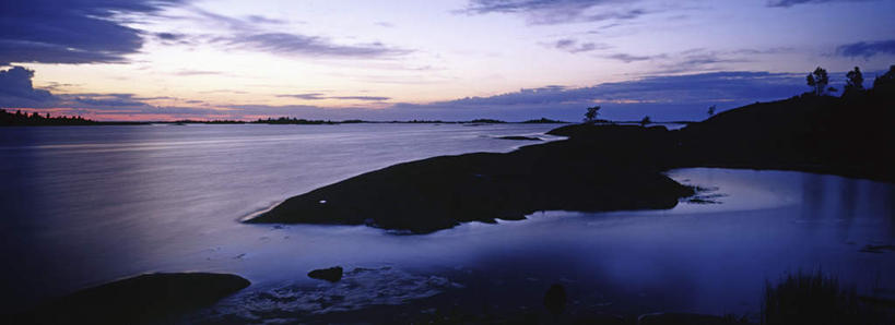 无人,横图,全景,俯视,室外,白天,旅游,度假,岛屿,海浪,海洋,美景,日落,瑞典,欧洲,平静,岛,景观,浪花,晚霞,霞光,落日,娱乐,自然,海水,黄昏,享受,休闲,景色,彩霞,安静,放松,宁静,斯堪的纳维亚,静谧,自然风光,北欧,斯堪的纳维亚半岛,海景,沉静,恬静,安祥,僻静,清静,太平,瑞典王国,夕照,大海,风浪,海,海水的波动,近岸浪,列岛,群岛,涌浪,诸岛,夕阳,彩图,高角度拍摄,斜阳