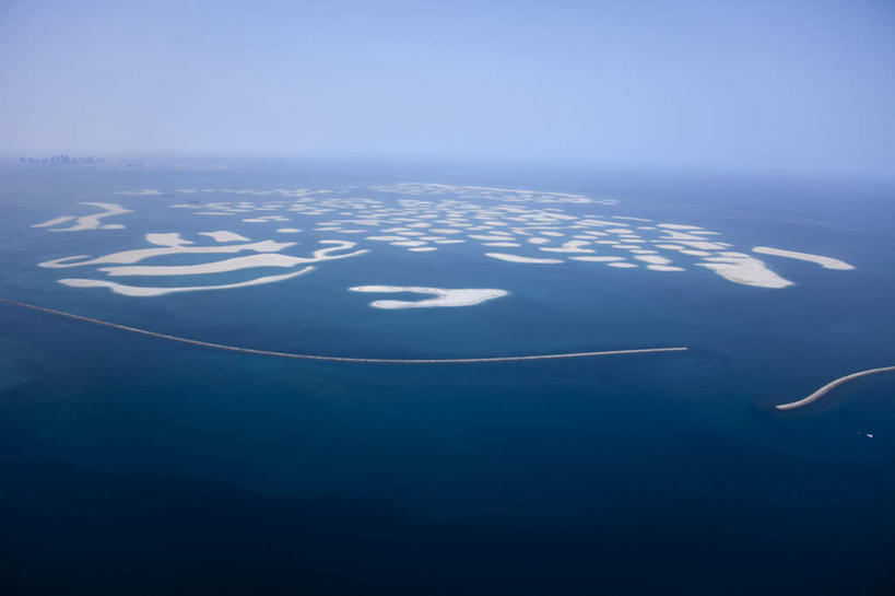 无人,横图,俯视,航拍,室外,白天,岛屿,海浪,海洋,美景,阿联酋,亚洲,阴影,平静,光线,影子,岛,景观,浪花,云,云朵,云彩,蓝色,白云,蓝天,天空,阳光,自然,海水,天,景色,安静,晴朗,宁静,鸟瞰,静谧,自然风光,西亚,海景,阿拉伯联合酋长国,迪拜,沉静,恬静,安祥,僻静,清静,太平,杜拜,大海,风浪,海,海水的波动,近岸浪,列岛,群岛,涌浪,诸岛,晴空,彩图,高角度拍摄