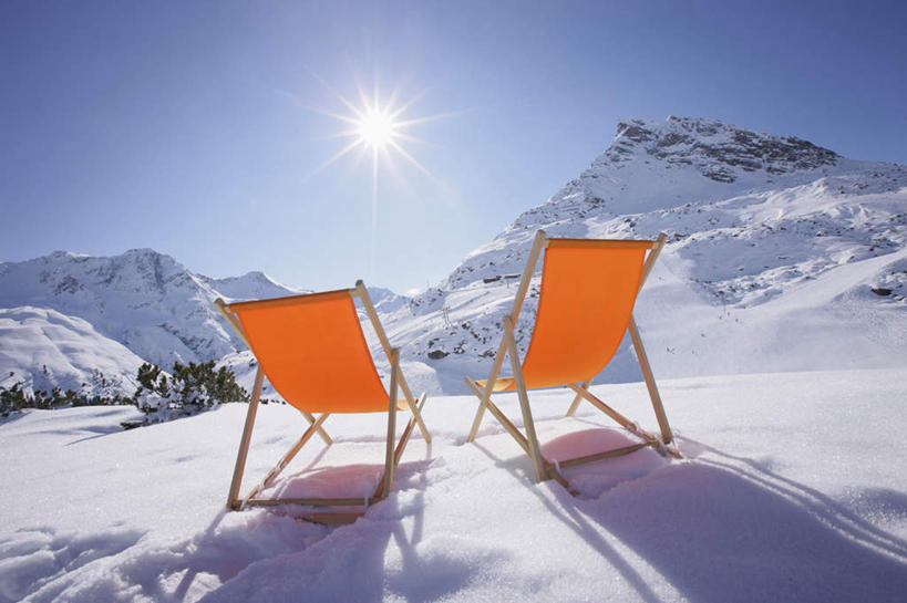 无人,横图,室外,白天,正面,旅游,度假,幸福,美景,山,雪,雪山,大雪,椅子,奥地利,欧洲,阴影,光线,影子,躺椅,冰,积雪,景观,山峰,雪景,冬季,冬天,山峦,辉煌,娱乐,两个,蓝色,蓝天,天空,阳光,自然,天,享受,休闲,温暖,橙色,景色,放松,寒冷,活泼,晴朗,华丽,暖色,沙滩椅,冰冷,自然风光,温情,中欧,万里无云,严寒,奥地利共和国,蒂罗尔,蒂罗尔州,冰凉,酷寒,凛冽,凛凛,极冷,炽热,响亮,跃动,甜蜜,晴空,晴空万里,彩图,愉快