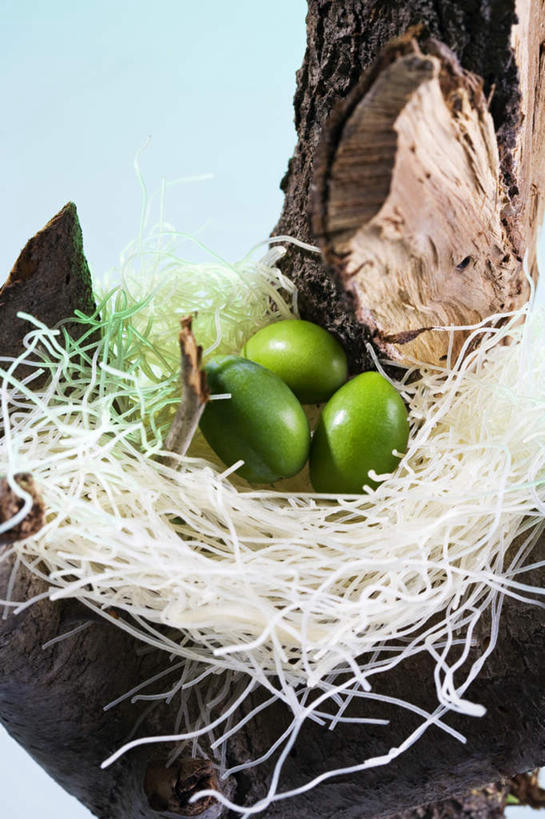 无人,竖图,俯视,室内,特写,白天,餐桌,桌子,梨,水果,一堆,许多,阴影,堆叠,堆积,朦胧,模糊,新鲜,环绕,缠绕,光线,鸟巢,影子,生食,果实,粉丝,白色,香梨,摄影,有机食品,绿色食品,影棚,餐台,堆,纠缠,西洋梨,巴梨,葫芦梨,茄梨,秋洋梨,阳梨,洋梨,生梨,彩图,高角度拍摄,影棚拍摄,拍摄