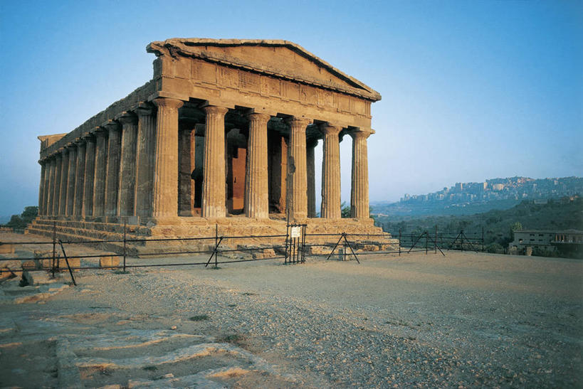 无人,寺庙,横图,室外,白天,建筑,意大利,欧洲,柱子,历史,废墟,摄影,宗教,考古学,西西里,宗教建筑,地中海文化,意大利文化,万里无云,古代文明,灵性,阿格利真托,彩图,过去