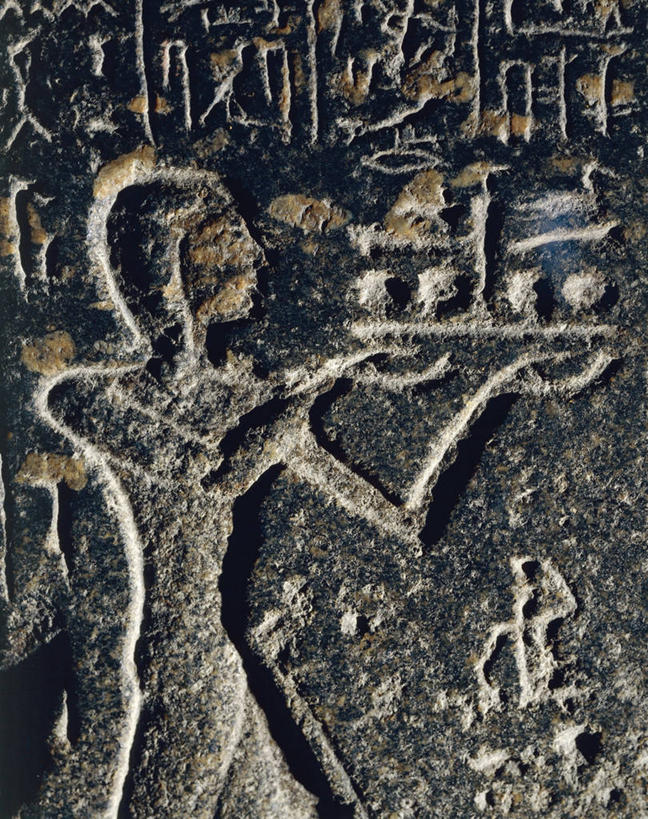 成年人,一个人,站,竖图,特写,侧面,仅一个男性,历史,古代,祈祷,摄影,宗教,花岗岩,象形文字,王子,古埃及文明,古代文明,彩图,传统文化,雕刻术,过去