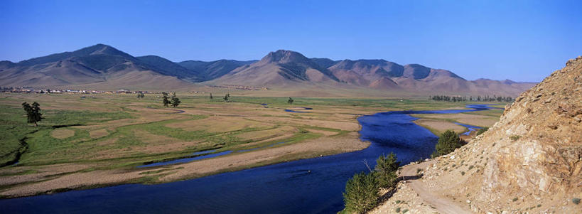 无人,横图,全景,室外,白天,正面,旅游,度假,草地,草坪,河流,美景,山,山脉,水,天际线,植物,蒙古,亚洲,阴影,曲折,弯曲,光线,影子,河水,景观,山峰,水流,山峦,娱乐,草,树,树木,蓝色,绿色,蓝天,天空,阳光,自然,群山,天,享受,休闲,景色,放松,蜿蜒,生长,晴朗,成长,自然风光,东亚,万里无云,草原之国,蒙古国,外蒙,外蒙古,支流,晴空,晴空万里,彩图,色楞格河,伊德尔河