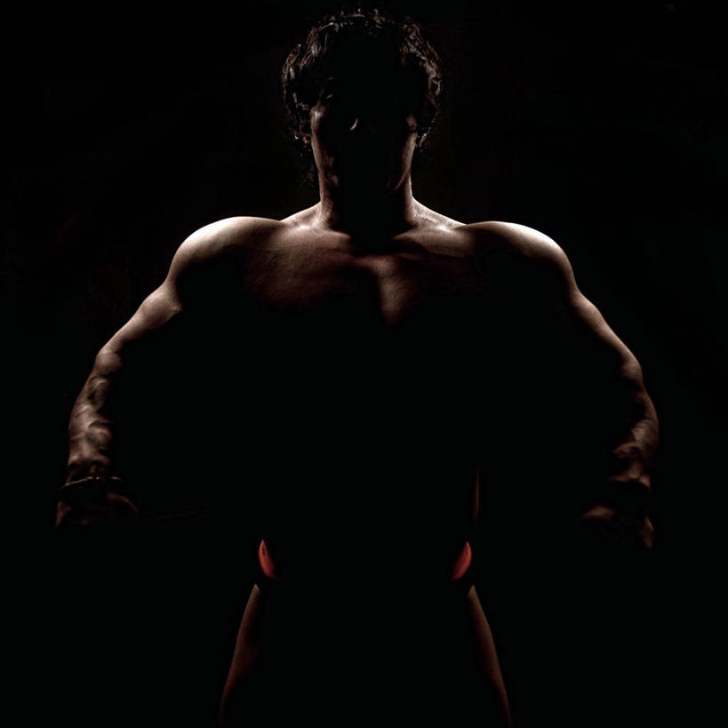 成年人,中年人,健壮,一个人,站,方图,正面,锻炼,仅一个男性,仅一个人,黑色背景,仅一个年轻男性,健康,力量,摄影,巨大,庞大,塑形,逆光,宏大,硕大,伟大,男人,男性,年轻男性,年轻人,半身,彩图,影棚拍摄,朝鲜族