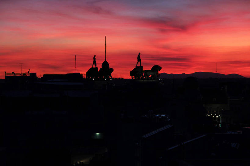 无人,横图,室外,日落,雕塑,西班牙,雕像,云,首都,天空,马德里,摄影,宁静,剪影,保垒之门,彩图