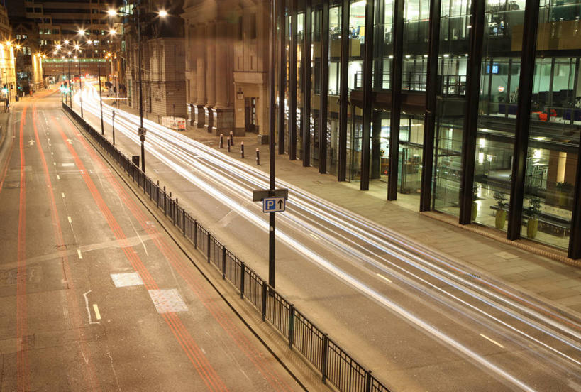 无人,横图,室外,夜晚,长时间曝光,度假,美景,城市风光,城市,道路,建筑,街道,路,公路,英国,景观,交通,首都,娱乐,现代,伦敦城,享受,休闲,办公大楼,景色,放松,摄影,迅速,照亮,发展,马路,彩图