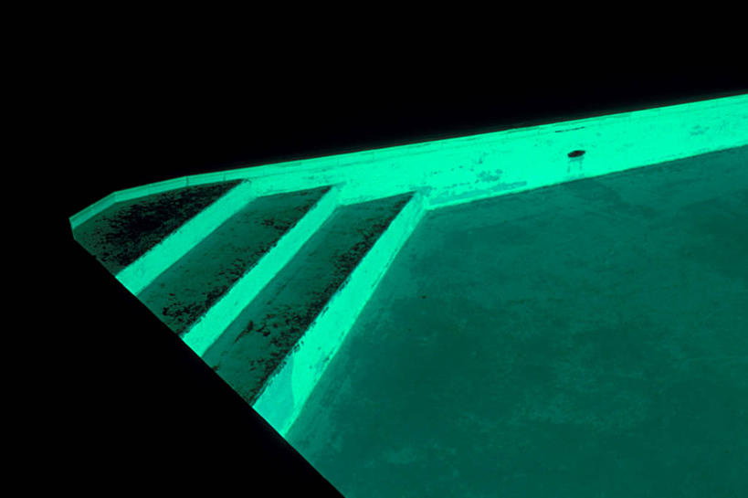 无人,体育馆,游泳池,运动场,横图,俯视,室外,夜晚,美国,发光,光亮,体育场,台阶,绿色,摄影,宁静,怪异,照亮,运动馆,丝兰,高角度拍摄