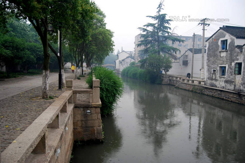 无人,家,横图,室外,白天,正面,旅游,度假,河流,美景,水,植物,城市风光,城市,建筑,中国,亚洲,房屋,屋子,河水,景观,水流,公寓,娱乐,建设,江苏,苏州,洋房,楼房,住宅,树,树木,绿色,倒影,天空,自然,天,享受,休闲,景色,放松,生长,成长,倒映,东亚,江苏省,平江路,苏州市,中华人民共和国,华东地区,苏,反照,彩图,房子,平江,平江区,shsgf1