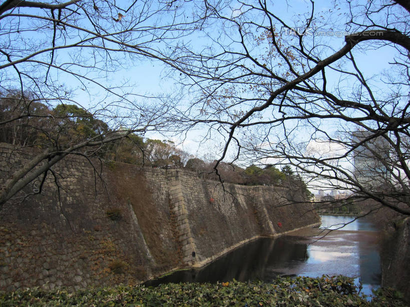 无人,公园,横图,室外,白天,正面,度假,河流,石头,美景,水,植物,城市风光,城市,日本,亚洲,阴影,光线,石子,影子,墙,河水,景观,水流,云,云朵,中央区,云彩,娱乐,墙壁,墙面,树,树木,蓝色,绿色,白云,蓝天,天空,阳光,自然,天,享受,休闲,景色,放松,大阪,大阪城公园,生长,晴朗,成长,东亚,本州,大阪府,本州岛,日本国,近畿地方,近畿,石块,晴空,彩图,shslj1