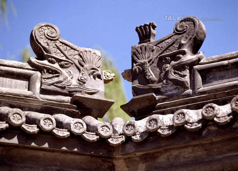 无人,横图,室外,特写,白天,仰视,旅游,度假,名胜古迹,标志建筑,地标,建筑,雕塑,北京,中国,亚洲,阴影,遗迹,艺术,装饰,光线,雕刻,雕像,影子,屋顶,首都,顶棚,古迹,文物,娱乐,建设,古建筑,石雕,蓝色,蓝天,天空,阳光,工艺品,天,享受,休闲,旅游胜地,放松,晴朗,纪念,美术,主题,陈列,古文明,东亚,万里无云,中华人民共和国,北京市,京,北平,华北地区,功能,美学,晴空,晴空万里,彩图,低角度拍摄,szzm1