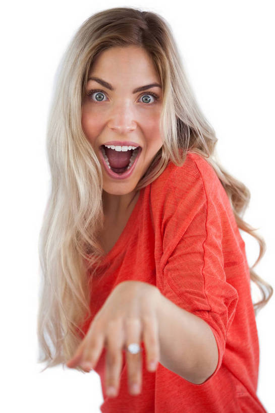 西方人,一个人,站,笑,大笑,竖图,室内,白天,白色背景,侧面,爱情,奢侈,兴奋,珠宝,欧洲,欧洲人,仅一个年轻女性,仅一个女性,仅一个人,服装,矿石,一枚,浪漫,注视,休闲装,钻戒,钻石,装饰品,衣服,戒指,饰品,首饰,观察,看,站着,张嘴,休闲,休闲服,橙色,恩爱,摄影,服饰,影棚,观看,金刚石,昂贵,坚硬,信物,贵重,察看,宝石,权利,关注,坚定,张大嘴巴,信念,哈哈大笑,手饰,约定,宝贵,年轻女性,女人,女性,白种人,张开嘴,站立,半身,彩图,影棚拍摄,高兴,狂笑,拍摄