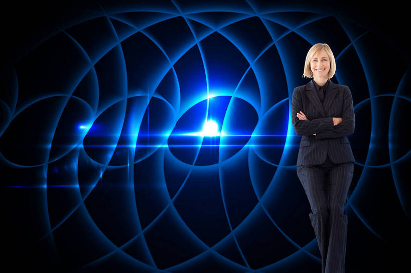 西方人,一个人,无人,商务人士,商务女性,站,笑,双手交叉,微笑,露齿笑,横图,室内,白天,正面,数码,科技,欧洲,欧洲人,仅一个女性,仅一个人,阴影,套装,曲折,弯曲,光线,网络,线条,影子,灯光,高光,几何,计算机图形,合成,注视,蓝色,观察,看,站着,仅一个中年女性,蜿蜒,观看,电脑合成图,数码合成图,察看,双手抱胸,合成图,关注,商务装,工薪阶层,写实,具体,具象,女人,女性,中年女性,白种人,白领,上班族,站立,半身,彩图