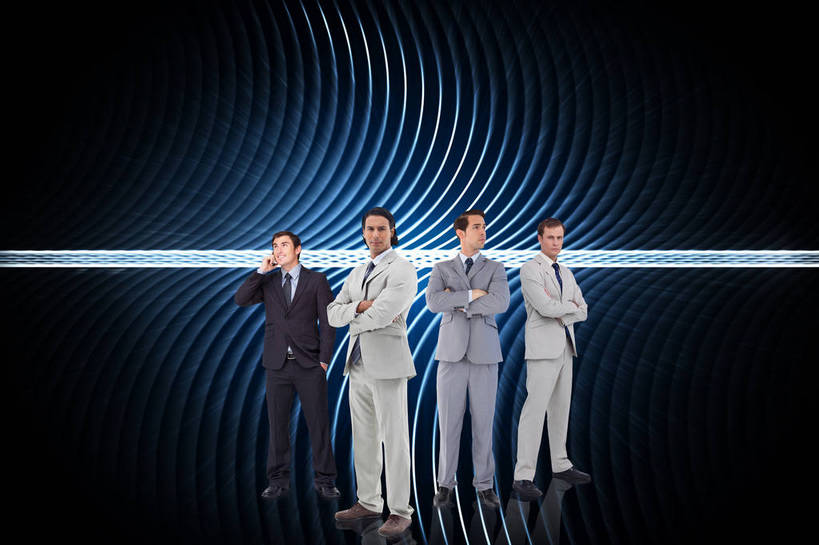 西方人,无人,四个人,同事,商务人士,商务男性,站,打电话,双手交叉,横图,室内,白天,正面,鞋,衬衫,成功,合作,团队,集体,信心,数码,科技,电话,手机,鞋子,欧洲,欧洲人,一排,握,阴影,套装,曲折,弯曲,整齐,并列,并排,反射,网络,线条,影子,领带,皮革,高光,几何,计算机图形,听,合成,扭头,注视,通讯设备,队伍,排列,观察,看,站着,转头,握着,蜿蜒,观看,电脑合成图,数码合成图,察看,领导,双手抱胸,象征,庄重,合成图,成就,队列,关注,商务装,身份,平行,合伙,领袖,工薪阶层,智能手机,一部,写实,具体,具象,正式,地位,交流,男人,男性,年轻男性,中年男性,白种人,白领,上班族,沟通,通话,站立,彩图,全身,衬衣,皮鞋