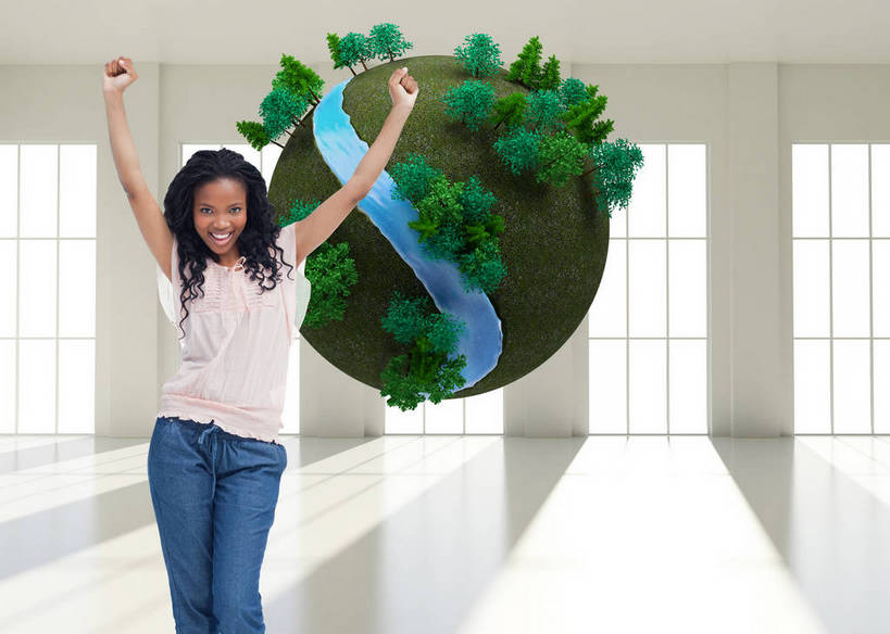 西方人,一个人,无人,站,举,笑,微笑,露齿笑,横图,室内,白天,正面,快乐,兴奋,骄傲,成功,胜利,数码,科技,草地,草坪,海洋,植物,窗户,落地窗,天花板,欧洲,非洲,黑人,欧洲人,仅一个年轻女性,仅一个女性,仅一个人,握,阴影,服装,裤子,反射,网络,影子,世界地图,墙,地球,陆地,高光,几何,计算机图形,合成,全球,注视,牛仔裤,休闲装,玻璃窗,墙壁,墙面,草,树,树木,一个,衣服,绿色,灰色,自然,观察,看,托,握拳,站着,休闲,休闲服,自信,握着,地理,国家,服饰,生长,单个,成长,观看,电脑合成图,数码合成图,大陆,察看,世界,合成图,关注,写实,具体,具象,年轻女性,女人,女性,非洲人,举起,举手,举着,向上举,向上伸,向上托,站立,半身,彩图,欢乐,开心,大洋,大洲