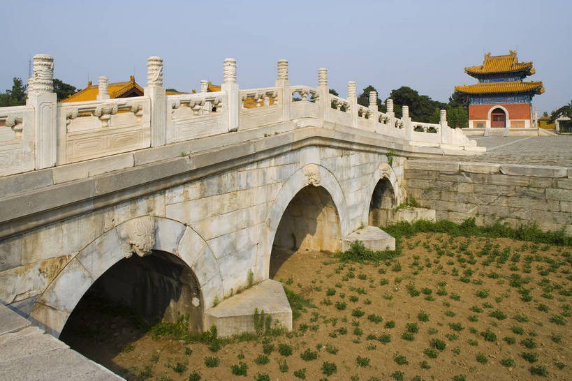 横图,彩色,特写,旅游,成功,石头,雕塑,中国,亚洲,局部,艺术,装饰,龙,雕刻,雕像,浮雕,石子,文化遗产,艺术品,首都,历史,古代,工艺品,休闲,摄影,活动,纪念,严肃,美术,权威,高贵,中国文化,主题,图腾,传说,陈列,东亚,首府,中华人民共和国,华北地区,功能,美学,权力,祥瑞,河北,河北省,冀,威严,灵兽,权势,尊荣,保定,保定市,古远,空闲,势力,尊严,幸运,石,石块,彩图,旅行,传统文化,皇陵,崇陵,清崇陵,清西陵,易县,bj174