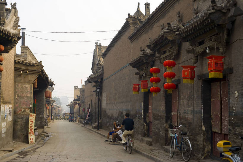 横图,彩色,室外,白天,旅游,门,胡同,建筑,平遥,中国,亚洲,瓦片,庭院,屋顶,历史,民居,墙壁,古代,摄影,东亚,山西省,中华人民共和国,古远,彩图,旅行,目的地,平遥古城,bj174