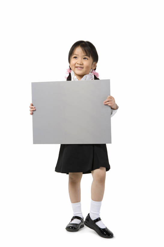 东方人,儿童,一个人,站,竖图,留白,抠图,白色背景,正面,衬衫,快乐,纯洁,握,套装,正装,领带,教育,布告,小孩,白板,站着,校服,活力,可爱,童年,童趣,握着,摄影,生长,青春期,运送,出示,童真,烂漫,无邪,发展,无忧无虑,天真,男孩,男人,男性,女孩,女性,亚洲人,中国人,孩子,站立,坐着,彩图,全身,影棚拍摄,男生,小学生,好奇心,bj175
