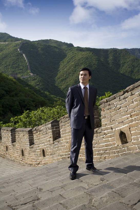 东方人,成年人,一个人,商务人士,商务男性,竖图,室外,白天,侧面,衬衫,旅游,度假,商务,名胜古迹,山,标志建筑,地标,建筑,北京,长城,中国,亚洲,仅一个男性,仅一个人,套装,遗迹,领带,古迹,历史,文物,娱乐,建设,城墙,古建筑,仅一个年轻男性,地标建筑,享受,休闲,旅游胜地,放松,摄影,宁静,中国文化,商务装,工薪阶层,古文明,东亚,远古,背手,古代文明,慕田峪长城,认真,男人,男性,年轻男性,亚洲人,中国人,年轻人,白领,上班族,彩图,全身,衬衣,旅行,传统文化,商务旅行,bj175