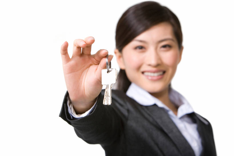 东方人,成年人,脸,头,脸颊,手,一个人,商务人士,商务女性,举,笑,微笑,露齿笑,横图,白色背景,正面,商务,快乐,成功,信心,技术,中国,亚洲,仅一个年轻女性,仅一个女性,仅一个人,套装,钥匙,钥匙圈,拿着,注视,肩膀,观察,看,托,金融,观看,技巧,察看,关注,房地产,销售,房地产经纪人,出示,手艺,商务装,贩卖,工薪阶层,东亚,北京市,技能,技艺,年轻女性,女人,女性,亚洲人,中国人,年轻人,头部,脸部,脸蛋,面部,白领,上班族,举起,举手,举着,向上举,向上伸,向上托,彩图,影棚拍摄,妙技,本领,bj175