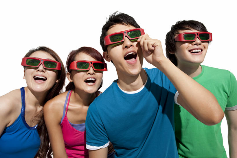 东方人,四个人,笑,横图,白色背景,正面,快乐,友谊,电影院,中国,亚洲,行人,游客,游人,路人,旅客,享乐,愉悦,东亚,3D眼镜,过客,年轻男性,年轻女性,亚洲人,中国人,年轻人,休闲活动,半身,彩图,影棚拍摄,愉快,bj175