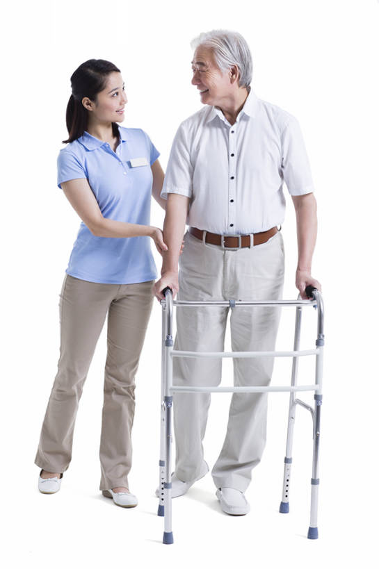 东方人,成年人,老年人,头发,两个人,医生,病人,护士,笑,微笑,露齿笑,竖图,留白,抠图,白色背景,正面,快乐,幸福,安全,技术,北京,中国,亚洲,握,并排,工具,防护,休闲装,白色,医护人员,医疗人员,职业,保养,面对面,器械,平衡,亲密,服务,护理,握着,保健,摄影,名牌,生活方式,技巧,保护,看护,协助,支撑,医疗,疾病,退休,享乐,白衣天使,脆弱,关爱,手艺,医疗器械,保险,残疾,东亚,恢复,陪同,助行器,保全,周全,安稳,安定,辅助设备,疗养院,责任,技能,技艺,陪伴,平安,信任,老年男性,男人,男性,年轻女性,女人,女性,亚洲人,中国人,年轻人,大夫,步行,说话,彩图,全身,影棚拍摄,欢乐,妙技,收容所,本领,家庭护理,伴随,bj175