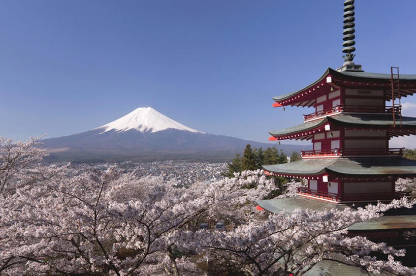 无人,寺庙,横图,室外,白天,旅游,度假,复古,美景,名胜古迹,山,雪,雪山,樱花,富士山,日本,覆盖,地形,景观,山顶,古典,娱乐,宝塔,花,风景,天空,自然,春天,享受,休闲,景色,放松,摄影,宁静,神殿,自然风光,古典风格,彩图,旅行,富士,bj175