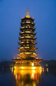 tkf001_308875