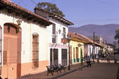 tkm001_499810